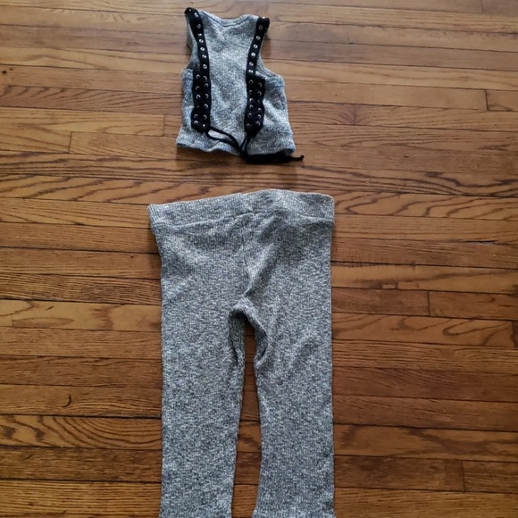 Gray two piece set - Picture 2 of 4